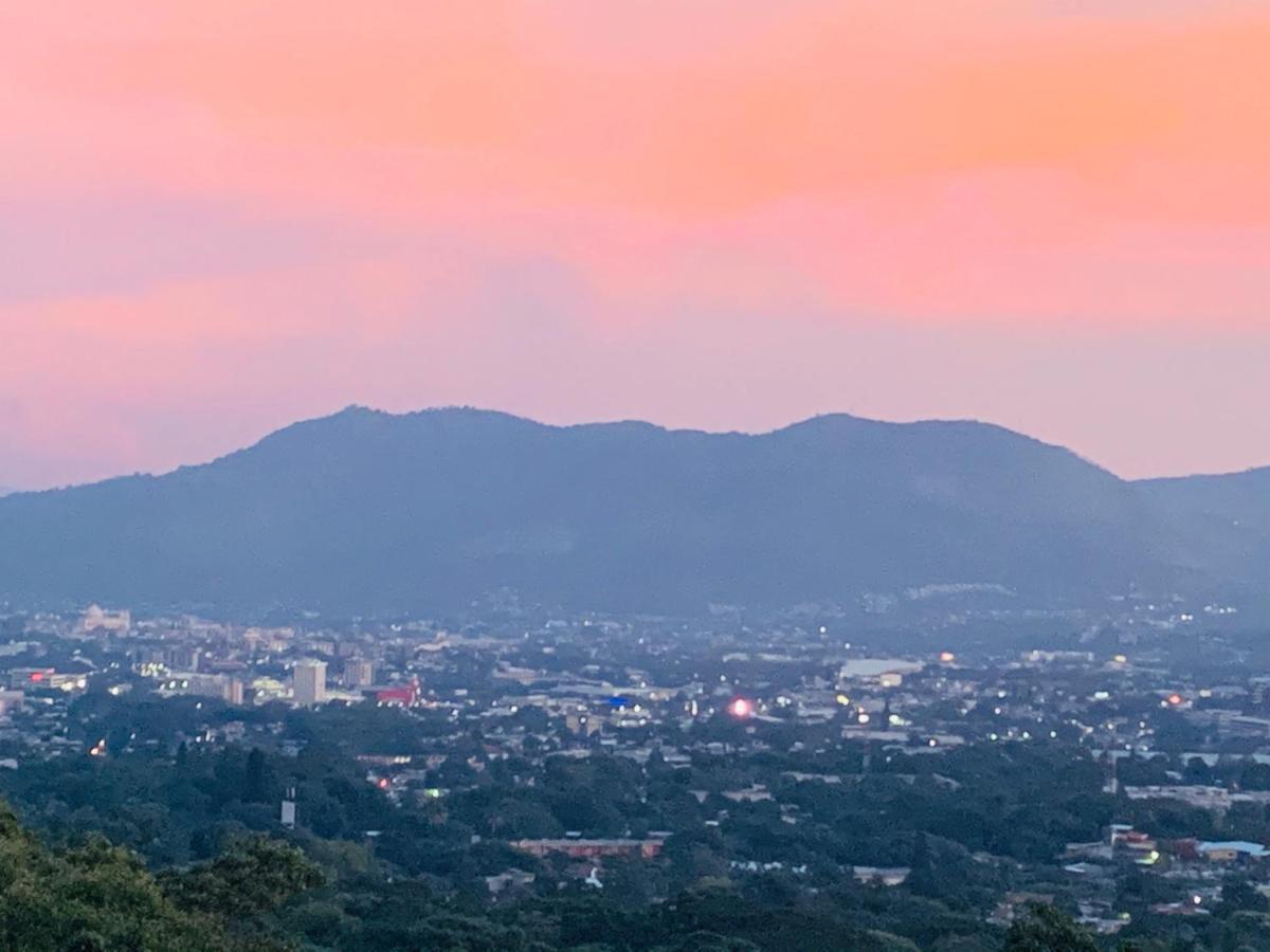 Apartamento Con La Mejor Vista De San Salvador Buitenkant foto